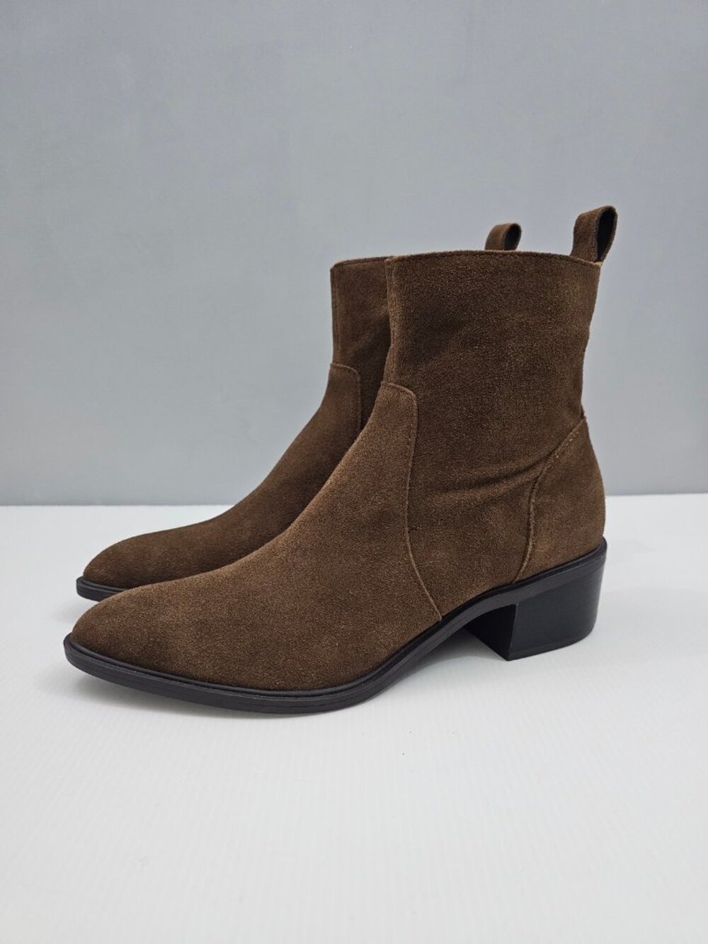 Dolce Vita Bryson Ankle Boots Womens 8 Dark Brown Suede Leather Block Heel